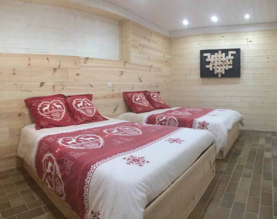 L'Isba Apartment Boutx Bagian luar foto